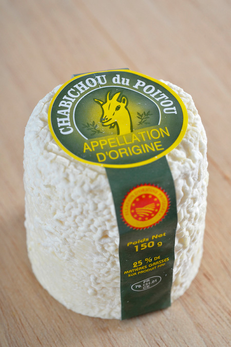 Chabichou Du Poitou Aop Fromage De Chèvre Dappellation Dorigine Protégé 